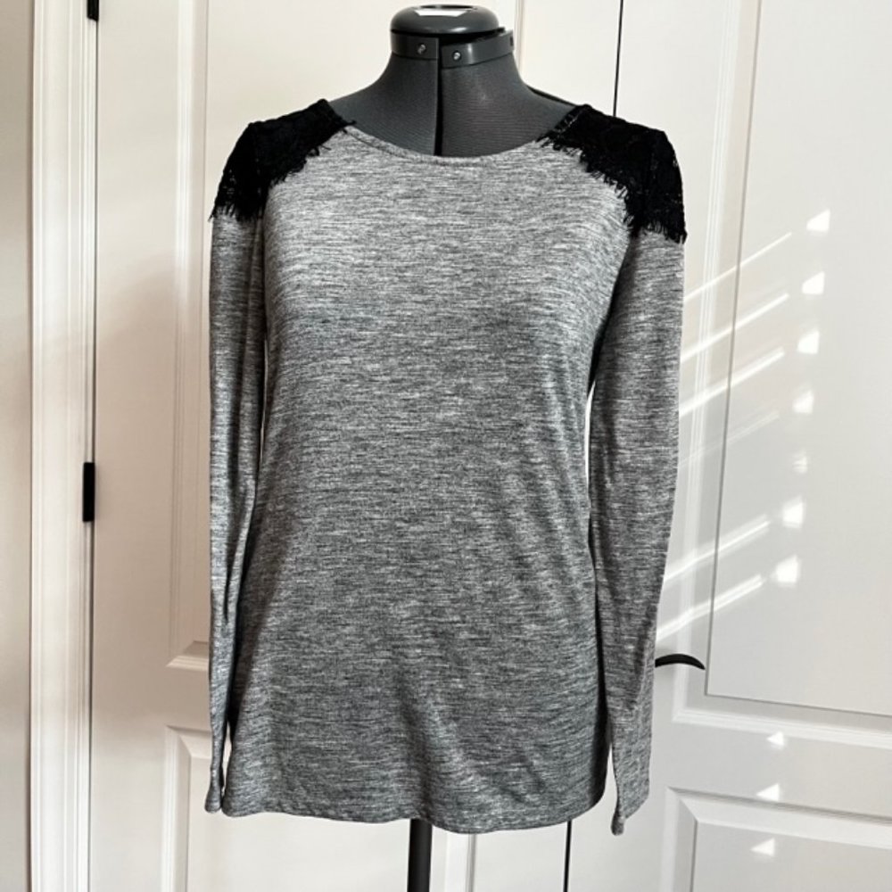 Grey long-sleeve tee with lace